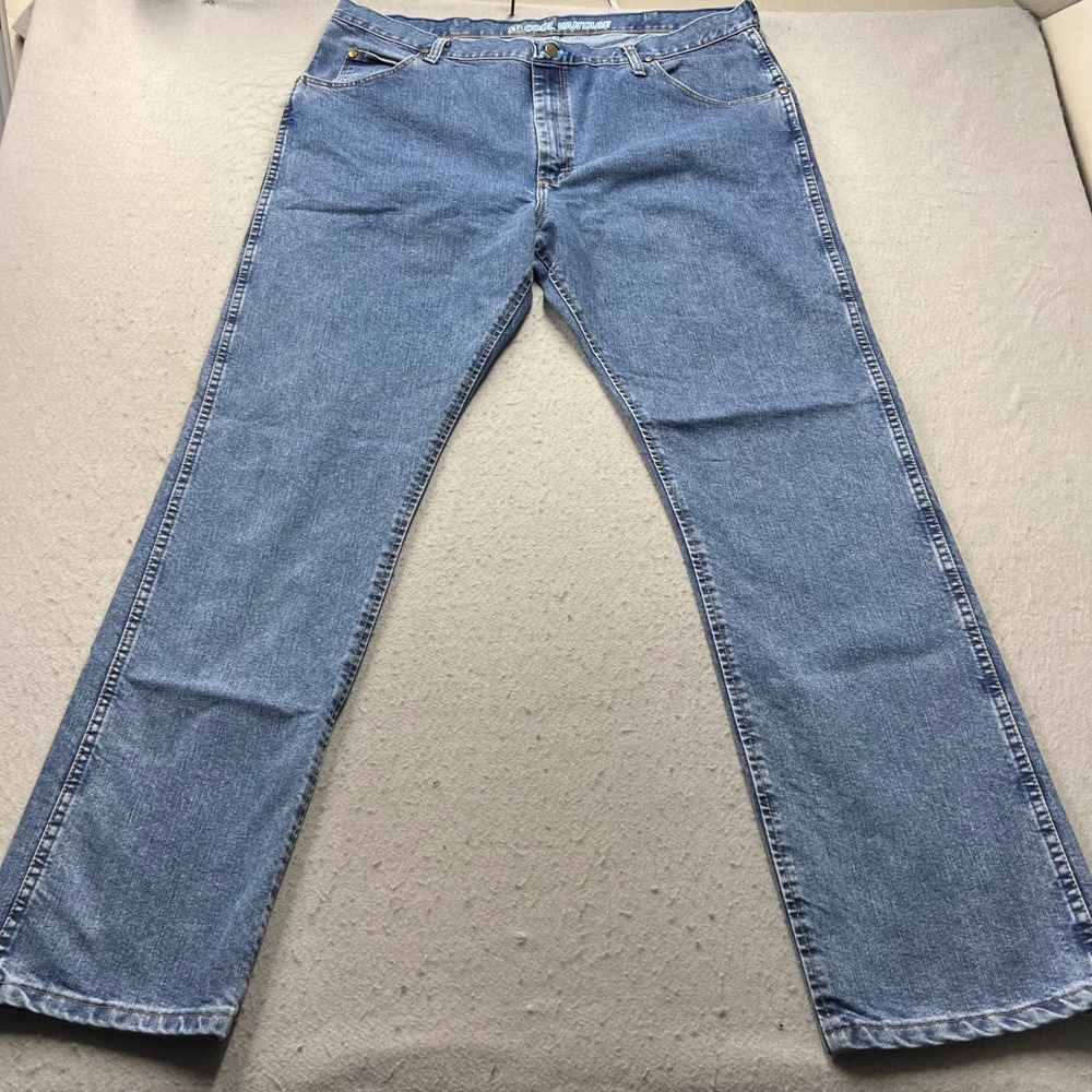 Wrangler Mens Cool Vantage Regular Fit Jeans 40x34 Blue Medium Wash 47MCVLS